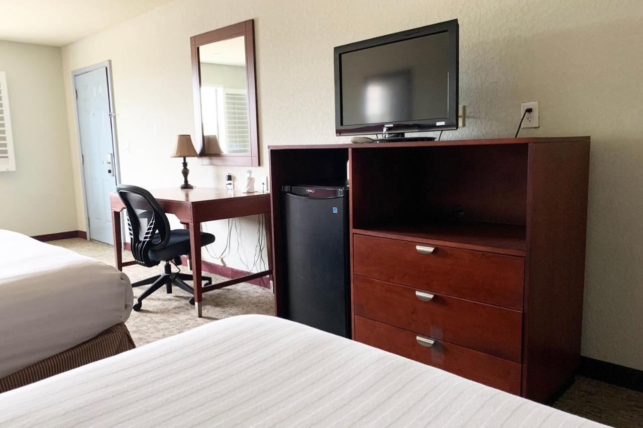 Oyo Hotel Pearsall I-35 West Eksteriør billede